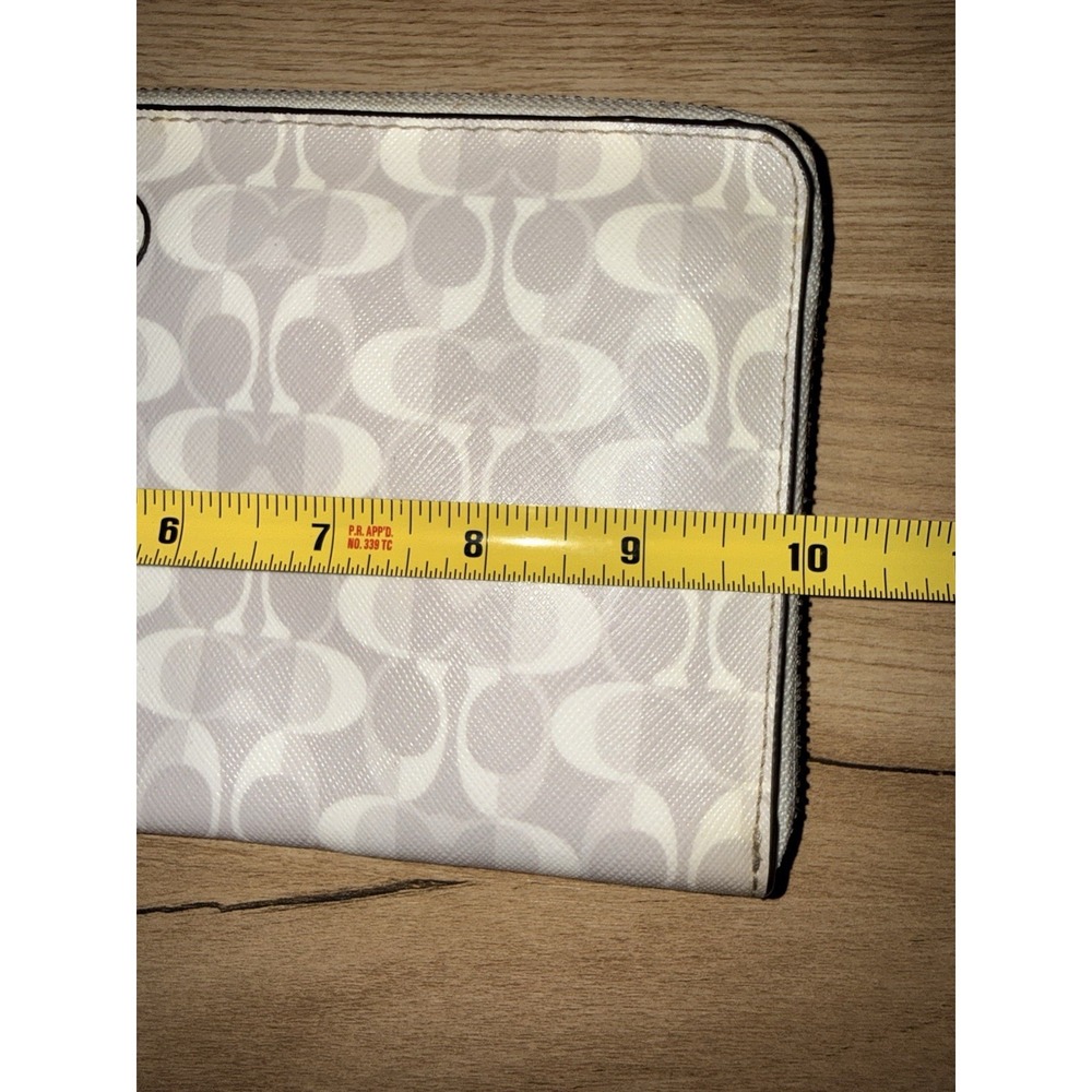 Coach Peyton Dream C Slim Zip Around Wallet Wristlet Gray White Hang Tag  G - Picture 10 of 11